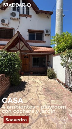 Addario Inmobiliaria on Instagram: "#Venta | 🏠Casa 4 Ambientes + Playroom en Saavedra, Capital Federal Hermosa casa en tríplex de 225m2 totales. ✅4 ambientes + playroom, con cochera y amplio jardín con parrilla. ✅Muy luminoso. En zona residencial, con excelentes accesos a Panamericana y General Paz, a una cuadra del shopping DOT. - En PB: acceso por cochera descubierta con espacio para 2 autos, amplio living comedor, toilette, baulera en bajo escalera, y cocina comedor diario independiente con 
