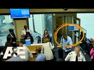 Passenger Follows & Shoves Off-Duty Pilot, Tries To Fight Him | Fasten Your Seatbelt | A&E