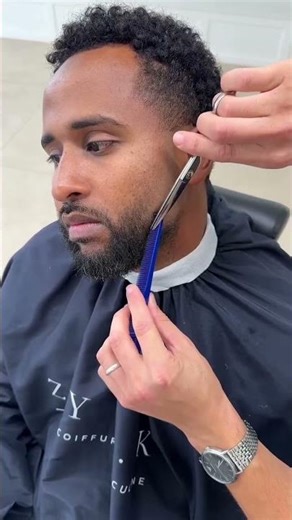 Master a Clean Fade Beard Tutorial with Precision Clippers #fade #barber #lineup