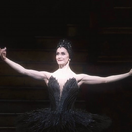 Odile: A Powerful Ballet Edit Featuring Swan Lake