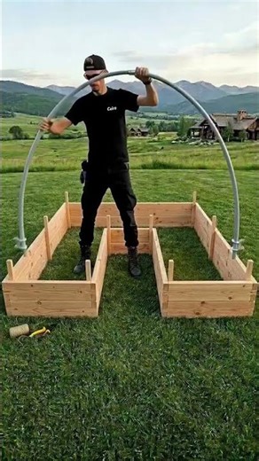 Maximize Your Balcony: Top 9 Tips for Small-Space Vegetable Gardening