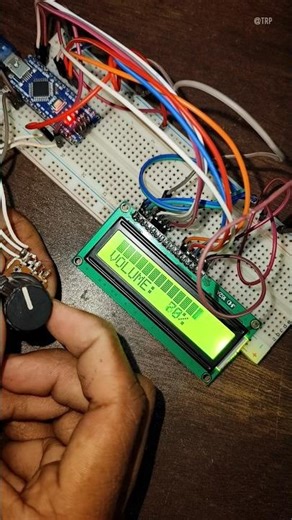 Volume Level Effect on LCD Using Arduino #arduino #shorts #project