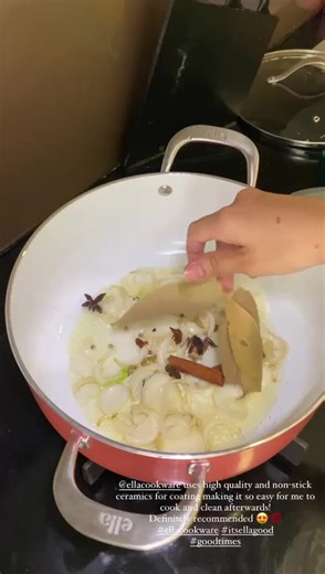 Cookware Essentials: Sautéing and Simmering Tips