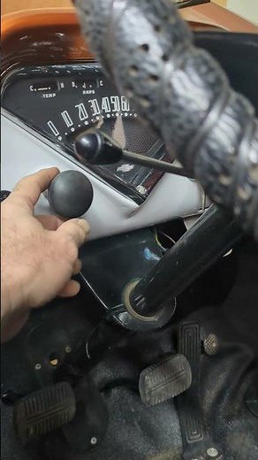 Changing the Hydraulic Fluid on a 1958 Chevy Viking C60 Dump Truck