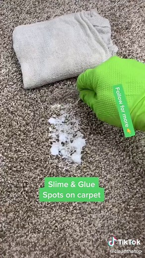 i love cleaning with vinegar! #clean #cleaning #cleaningtips #cleaninghacks #vinegar #howto #fyp