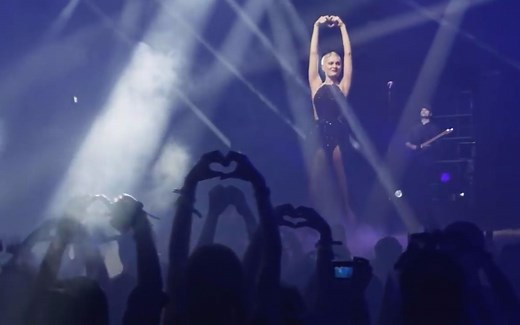 JessieJ-ALIVE AT THE O2演唱会视频(燃不燃看了才知道）