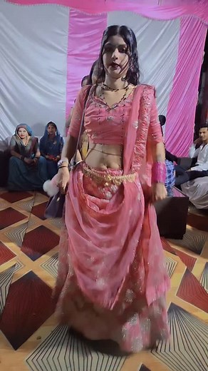 Instagram video by Mohini Kumari • Aug 1, 2025 at 6:57 PM