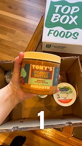 Check out this week’s fresh finds from Top Box Market - affordable, nutritious, and delivered right to your door! What’s in your Top Box haul? Drop a comment and let us know! 復讀 FREE Delivery throughout Cook County! Order now! Link in bio. #weacceptebt #cookcounty #foodaccess #healthyfoodforall #chicago #affordablefood #nonprofit #topboxfoods #topboxmarket #healthyliving #linkupil #linkmatch #snapbenefits | Top Box Foods | Facebook