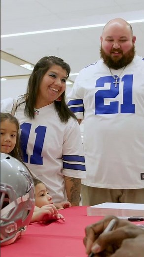 Cowboys Day at ‪@jcpenney‬ 🤠 Charles Haley & Nate Newton signed autographs, gave away swag & more!