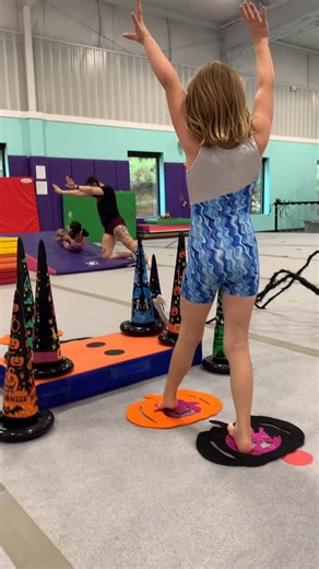 Take a look at these beWITCHing one handed cartwheels! 慄‍♀️ . . . #recgymnastics #gymnasticsdrills #cartwheel #recreationalgymnastics #tumbling | Cartwheels Gymnastics | Facebook
