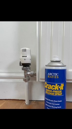 How To Repair A Radiator not working. DIY Repair. #plumber Crack It Shock Freeze Release Spray (400ml)from @ArcticHayes Are you tired of struggling with stubborn, rusted, or seized bolts and fittings? Say goodbye to wasted time and effort with this powerful and efficient solution. **Features & Benefits:** - **Instant Cooling Effect:** Rapidly cools surfaces down to -40°C, causing metal to contract and breaking the bond between corroded parts. - **Easy Application:** Simply spray directly onto th