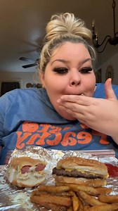 5.9K views · 1K reactions | Five Guys #mukbang #EatWithMe #foodie | Cilla Pie | Facebook