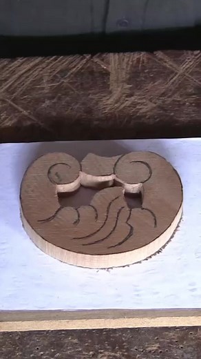 15K views · 408 reactions | curso de talla en madera: cómo tallar madera calada a mano con gubias #Rell #rels #relsfacebook #juampitalla #woodcarving | Juampi Talla | Facebook