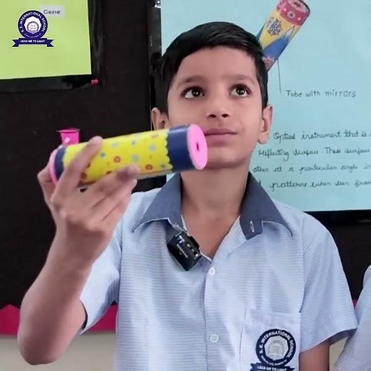 What is Kaleidoscope and how it works? explained by #SEIS students at UTTHAN 2022 Science Exhibition