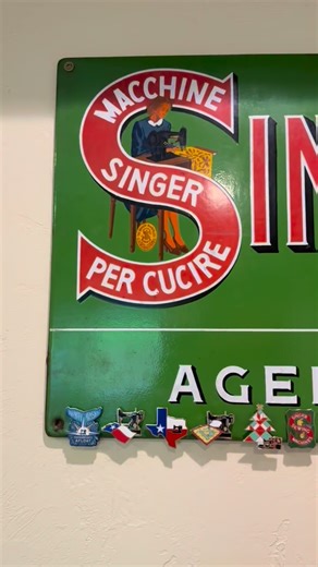 Sew many pin pals! ✨ This is the complete collection of pin pals we’ve made so far each one ready to keep your pins close while you stitch. Which one is your favorite? Link in bio and below to shop all the pin pals! https://singer-featherweight.com/collections/needle-minder?srsltid=AfmBOopEATVfD8-gjCxsjL4Nofp4_HzWQlQwuKtPBkx1ipz3VVzPSKIl Singer Featherweight⁠ Singer 221⁠ Singer Featherweight 221⁠ Singer 222⁠ Singer Attachments⁠ Quilting⁠ Quilts of Instagram⁠ Sewing⁠ Quilts⁠ Sewing Machine Attach