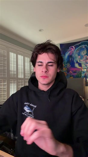 CALIFORNIA COOKIE 🌉 (@unbancookie)’s video of bussing on a cookie