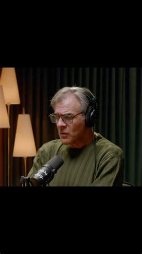 Former CIA Agent Reveals Truths About U.S. Politics