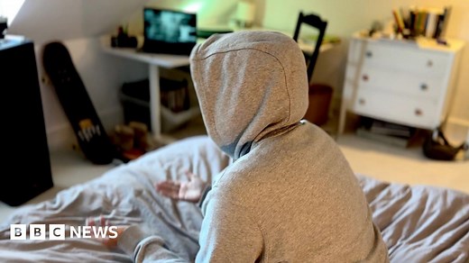 'I used AI to cheat at uni and regret it'