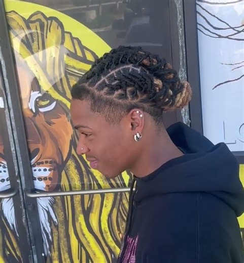 Locs by Que Locafella Loc Studio Fontana California #locs #locstyles #locretwist #braids