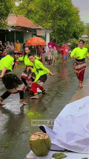 Polaeh kawer jaranan kuda lumping ebeg | Indonesian Javanese Traditional Dance