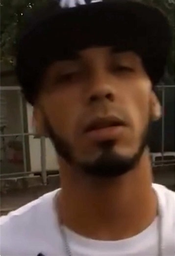 O M*ERES COMO UN HÉROE O VIVES LO SUFICIENTE PARA CONVERTIRTE EN VILLANO 👹🔥🇵🇷 #anuel #rhlm #brrr #fyp #generourbano