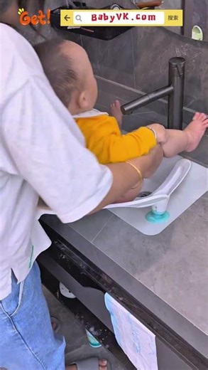 Baby Butt Washing Stand: Make Diaper Changes Cleaner & Easier #babycare