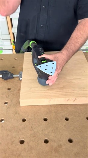 30K views · 271 reactions | Sedge tip for maximizing paper and pad use with the RO 90 triangle pad  Often times when sanding with the triangular sanding pad, only the top portion gets used and wears down quickly. BUT, because of the equilateral shape of the triangle, simply turn the paper and pad to make full use of each point 欄 We hope this helps  #festoolsedge #festoolbuiltbetter | Festool | Facebook