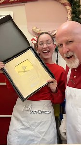 Unboxing our GOLD PLAY BUTTON✨🏆⭐️ thank you all for 1 Million Youtube subscribers! 💛 | Logan's Candies