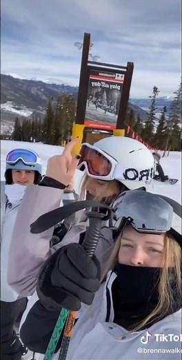 Going skiing with friends > anything else #keystone #ski