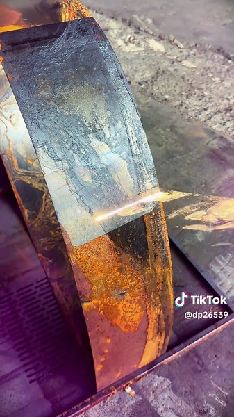 Laser Rust Removal: Precision Metal Cleaning Without Grinding