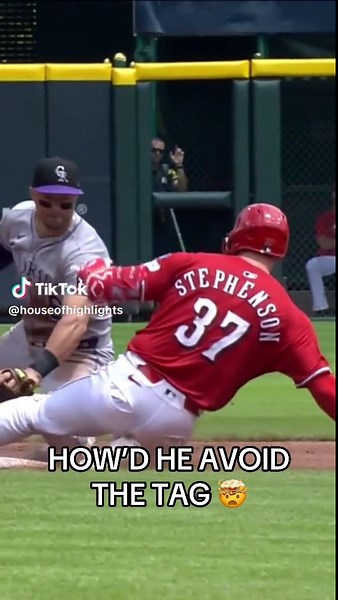 Incredible Base Running Move in MLB Game