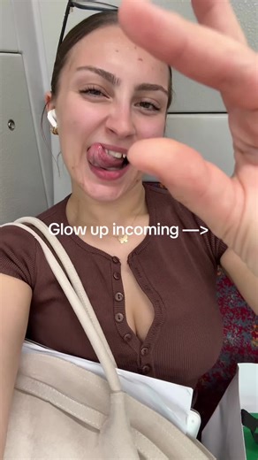 Mary Gallagher<3 (@gallaghermay)’s videos with nhạc nền - Dưa hấu không đường