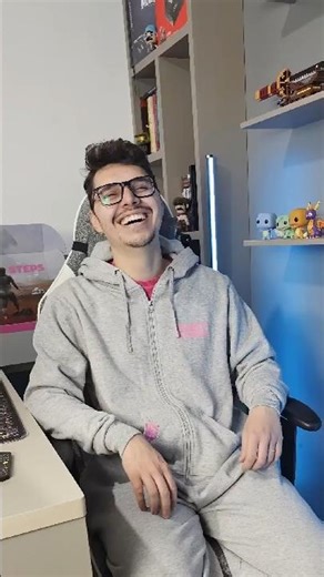 VIREI O PROTAGONISTA DE BABY STEPS com essa caixa da Devolver Digital