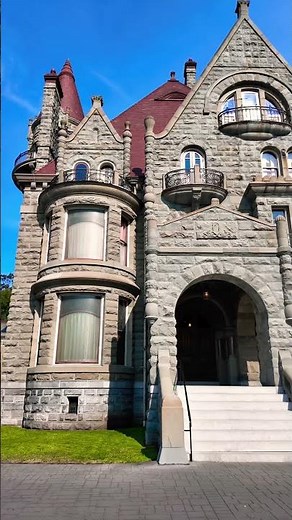 Must-Visit: Craigdarroch Castle in Victoria BC 🇨🇦📍 #castle #victoriabc