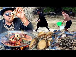 easy to find on the beach, lots of shells, abalone, octopus and crabs | hunting and cooking