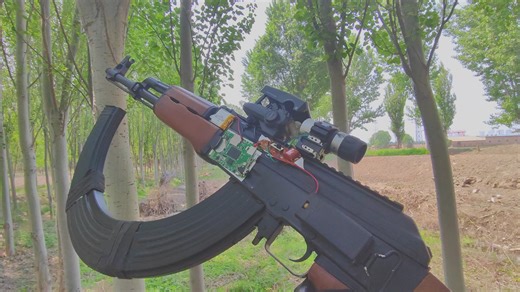 新武器：赛博旋风AK