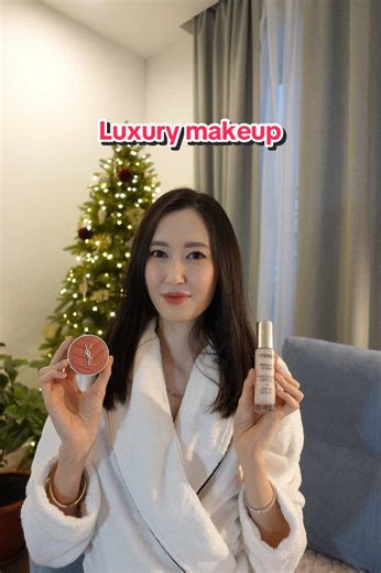 Minimalist luxury makeup collection #elegant #elegance #elegantstyle #howtolookexpensive #quietluxury