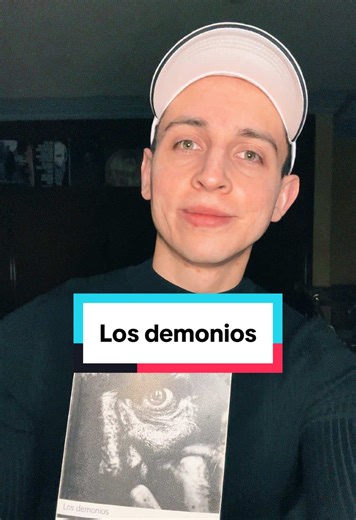 Los demonios de Dostoyevski es una advertencia psicológica y filosófica. Leerás del fanatismo, sobre el nihilismo y lo que pasa cuando una idea toma control de una persona. Si te interesa entender por qué la gente puede justificar cualquier cosa “en nombre de algo”, este libro es para ti. Dios te bendiga. #ecodelasombra #fyodordostoevsky #filosofia #psicologia #booktok