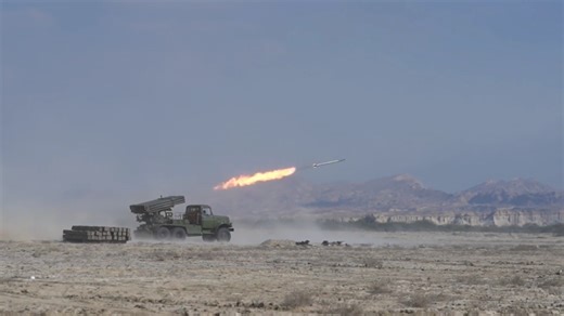 IRGC Ground Forces showcase advanced weaponry in drills along Persian Gulf coasts