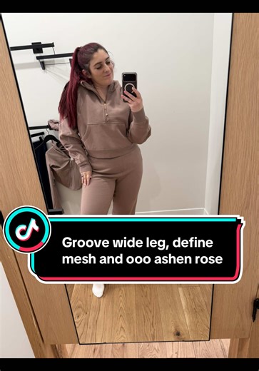 Here’s what’s in my Lulu cart this week 🔥 Groove wide legs ARE that girl 👉👉 run don’t walk if they’re available in your size 🔥 Define mesh back 👉 I didn’t see the point but I tried it on a love the cut / lines for my short torso (also it would slay with a back tattoo 🔥 Lastly ashen rose is such a good wardrobe add it mix and matches so well🔥 • #lululemoncreator #lululemon #lululemoneducator #lululemonhaul #groovewideleg