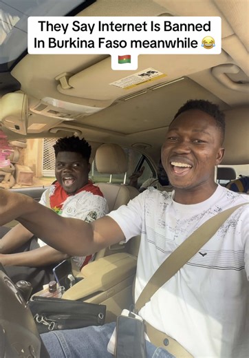 They Say Internet Is Banned In Burkina Faso meanwhile 😂🇧🇫