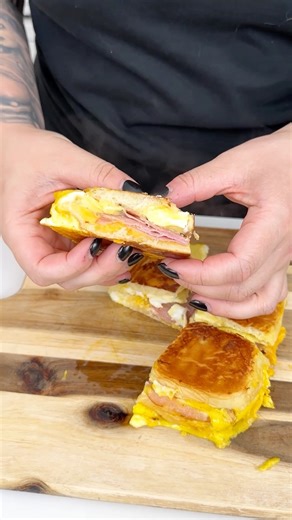 271K views · 1.7K reactions | 60-Second Breakfast! #easyrecipes #breakfastideas | Rick's Friend Justine | Facebook
