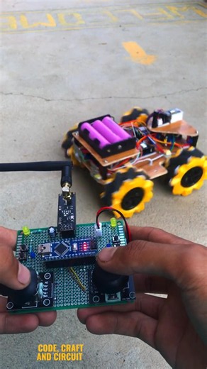 Mecanum wheel robot (OMNILUX) #arduino #nrf24l01