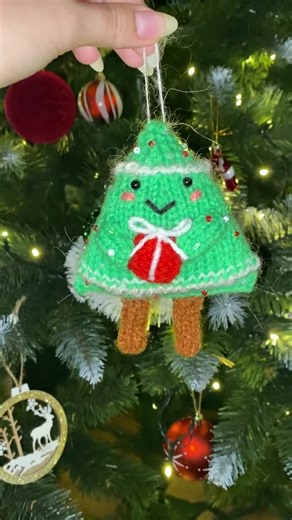 Tiny Sweet Christmas Tree – DIY Knitting Pattern for Knitted Ornament Hanging Toy With Garland - Etsy