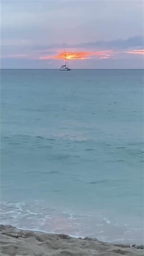 NICE SUNSET AND THE BEACH 🏖️ IT LOOK SO AMAZING 🤩