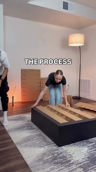 It starts as a stack of recycled cardboard. 15 minutes later: It’s a full, minimalist bed setup that holds up to 7040 lbs and fits perfectly in any small space. Because sustainability should look this good. #foldablebed #portablebed #interiordesign #bedroom