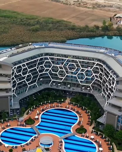 Bosphorus Sorgun Hotel: Modern Mimari ile Unutulmaz Tatil