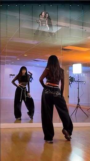 Hearts2Hearts - Focus dance break mirrored dance tutorial by Secciya (FDS) VANCOUVER