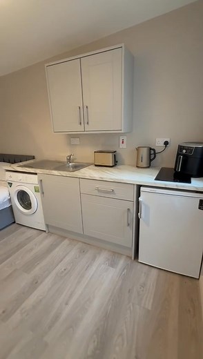 🏠 Private Entrance Studio 🏠 ⏰ Check-in: Available from 23rd of November 🚌 Location: Gurteen Road, Dublin 10 🛏 Property : Private Entrance Studio 📍Suitable for Couple / Male / Female 🗝 Rent : 1600€ bills included ☎ Please contact us for deposit and other details. ‪‪ 353 89 246 44 67 | Accommodation Dublin