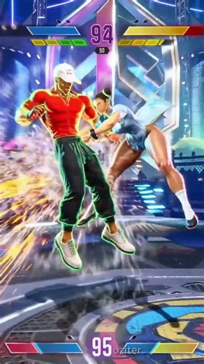 现实版《街霸6》：春丽百裂脚真人还原！这满分特效连招也太燃了！当格斗游戏UI遇上真人对决：还原春丽经典连招，这才是硬核“真人快打”！沉浸式格斗：如果现实生活有格斗游戏血条？春丽vs打工仔，结局竟然是.